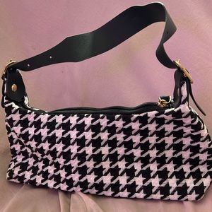 Black and white print purse